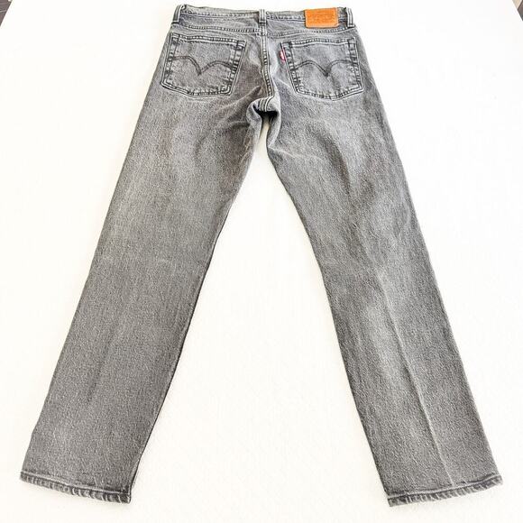 Levi's Wedgie Gray Wash Button Fly Charcoal Denim Straight Leg Jeans Size 26 - Picture 3 of 9